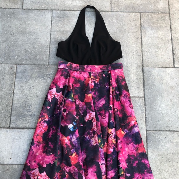 Essentials by ABS dress - Picture 2 of 4